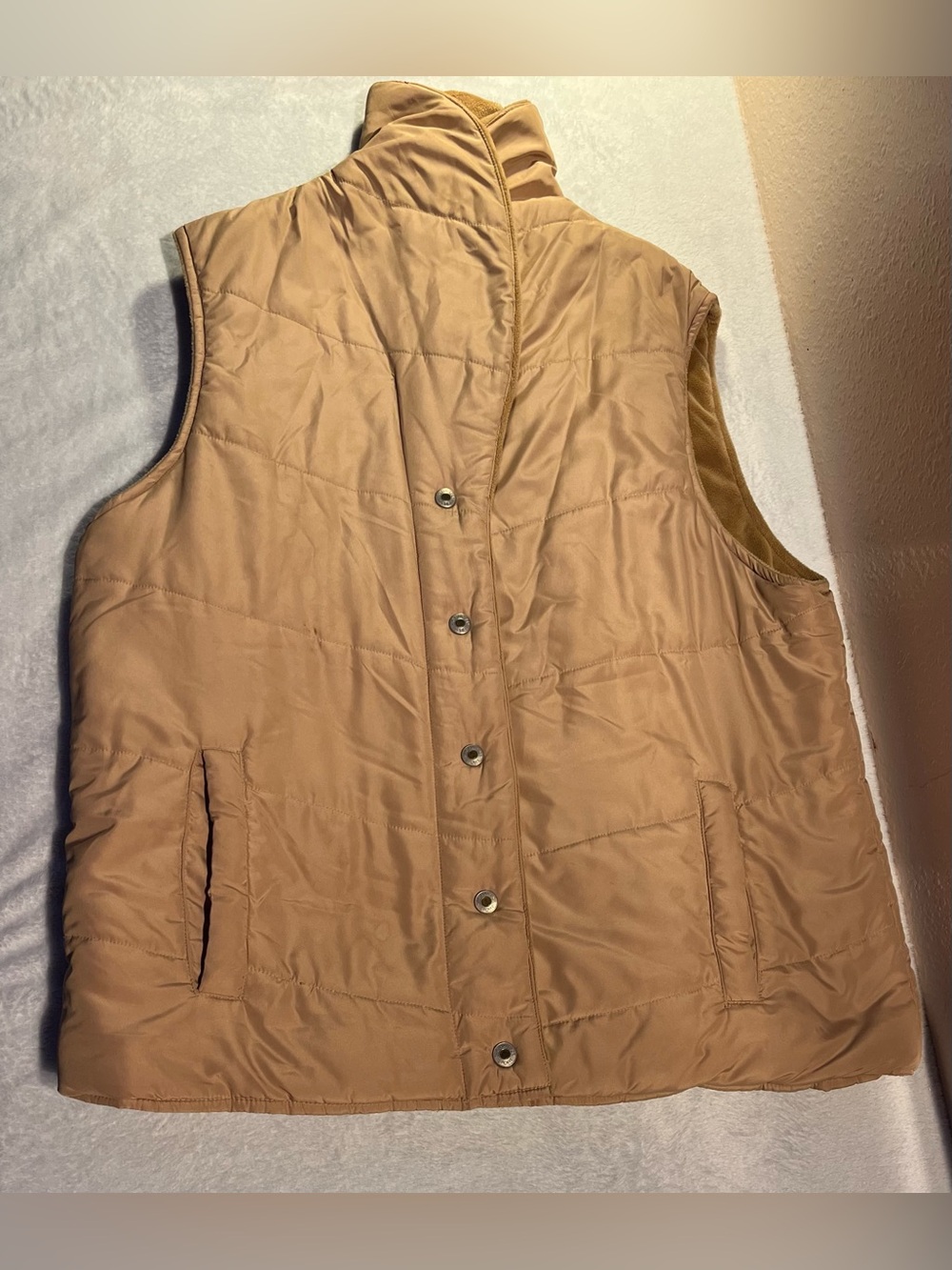 Sag Harbor Quilted Light Tan Puffer Vest - Snap Front